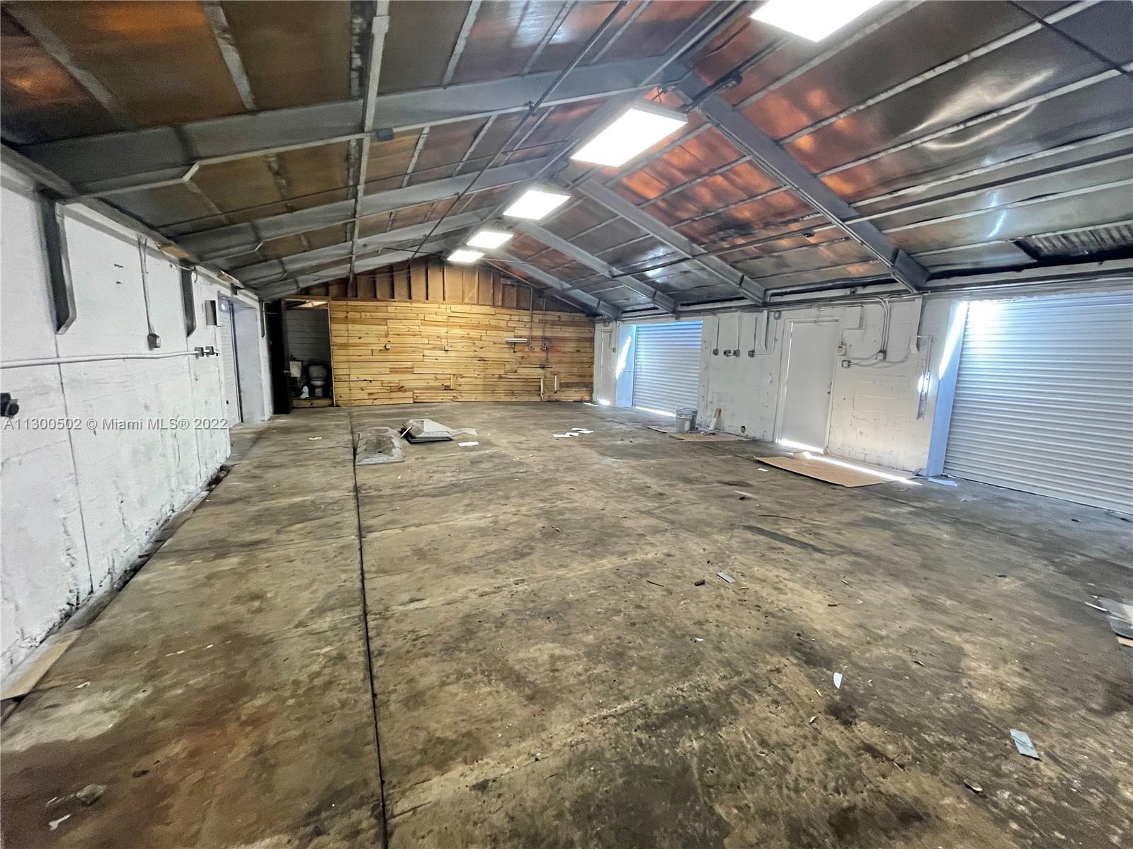 See details / sq. ft. $ 2022-11-08 0 Photo