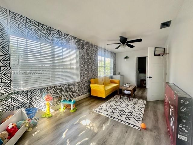 See details / 2888 sq. ft. $ 2023-01-17 0 Photo
