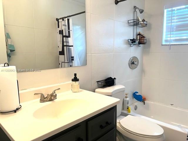 See details / 2888 sq. ft. $ 2023-01-17 0 Photo