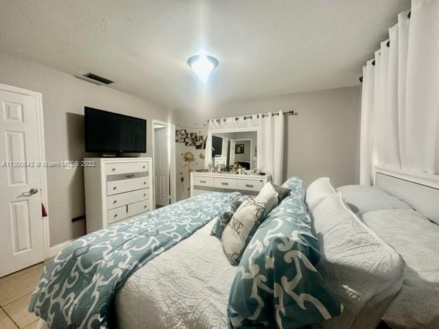 See details / 2888 sq. ft. $ 2023-01-17 0 Photo