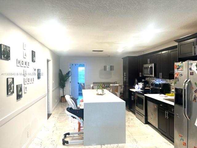See details / 2888 sq. ft. $ 2023-01-17 0 Photo