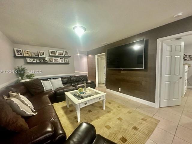 See details / 2888 sq. ft. $ 2023-01-17 0 Photo