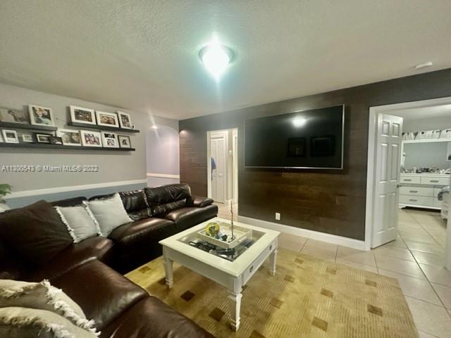See details / 2888 sq. ft. $ 2023-01-17 0 Photo