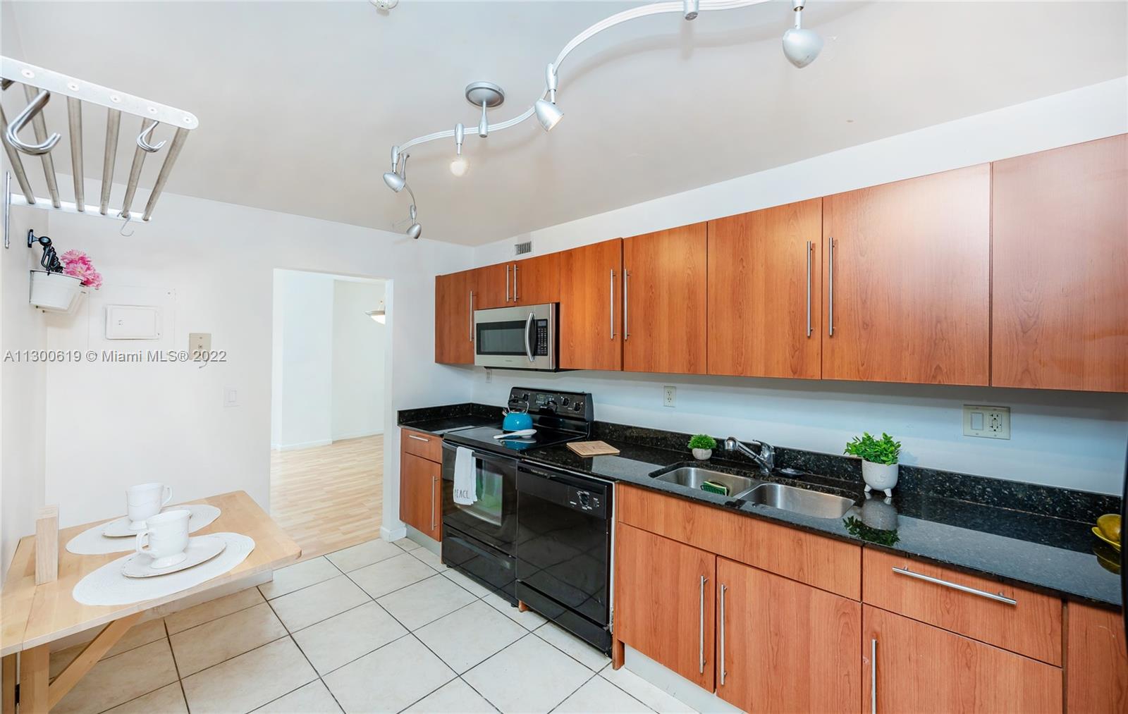 Photo of 3000 Ocean Dr #310, Hollywood, Florida, 33019 -