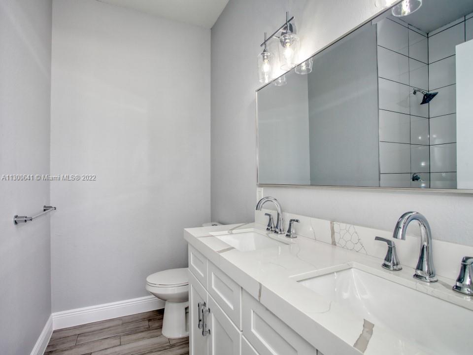 See details / 10000 sq. ft. $ 2023-01-06 0 Photo