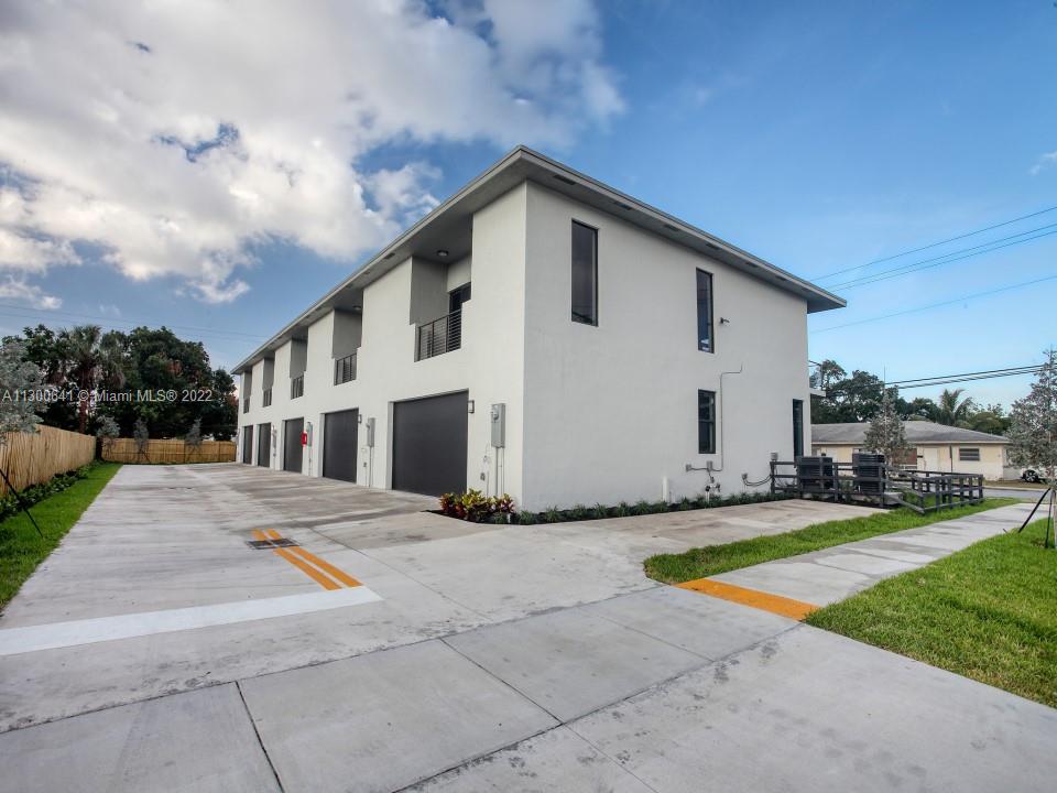 See details / 10000 sq. ft. $ 2023-01-06 0 Photo