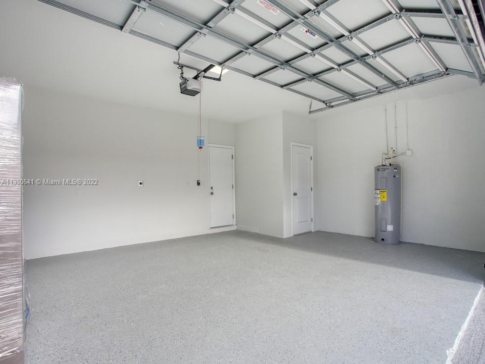 See details / 10000 sq. ft. $ 2023-01-06 0 Photo