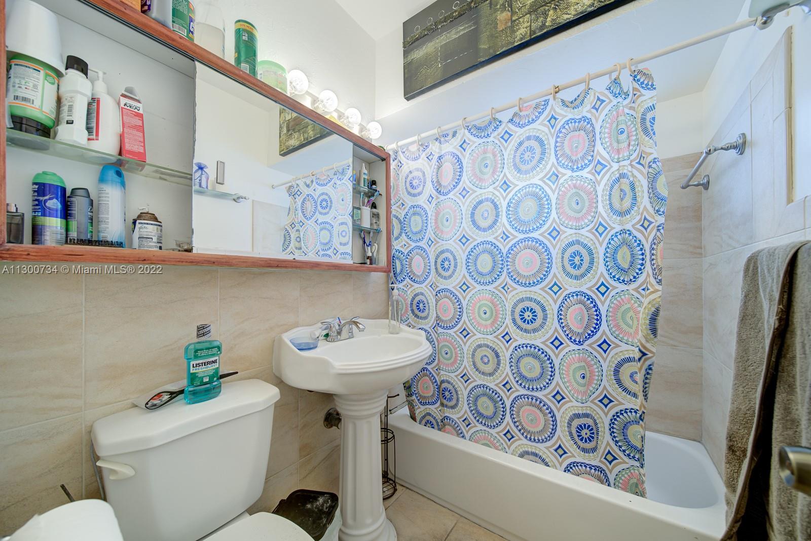 See details / 1980 sq. ft. $ 2022-11-09 0 Photo