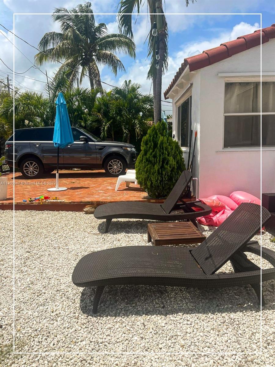 See details / 1381 sq. ft. $ 2022-11-21 0 Photo