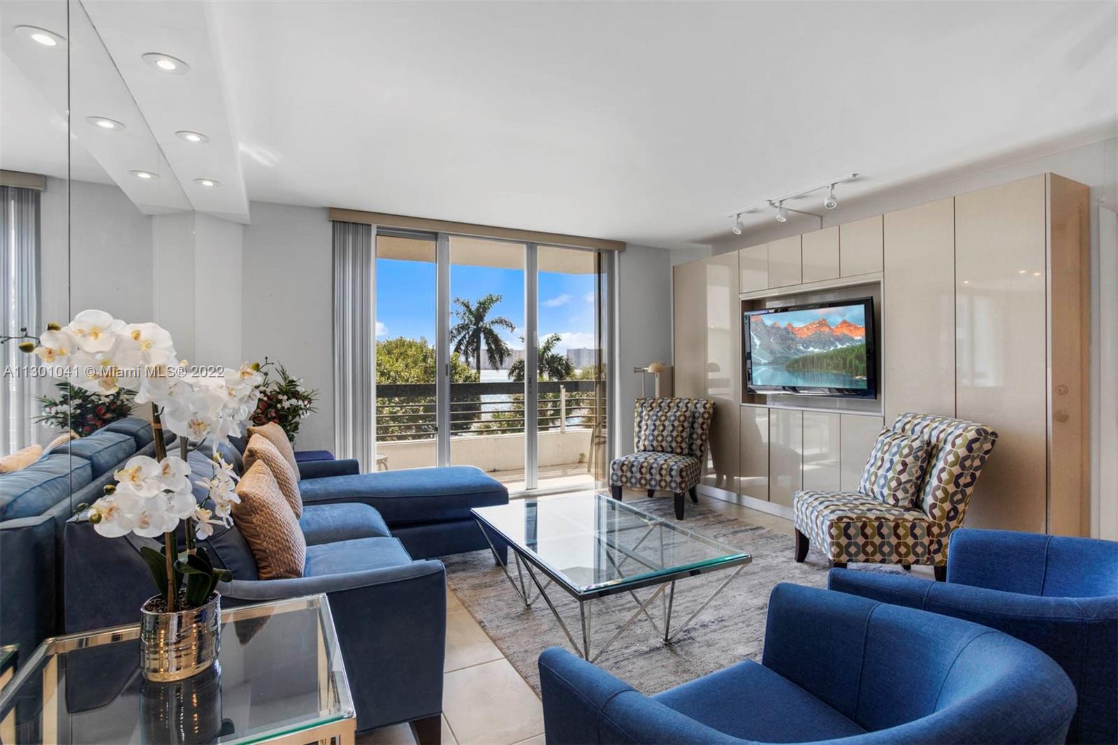 Photo of 3600 Mystic Pointe Dr #414, Aventura, Florida, 33180 -