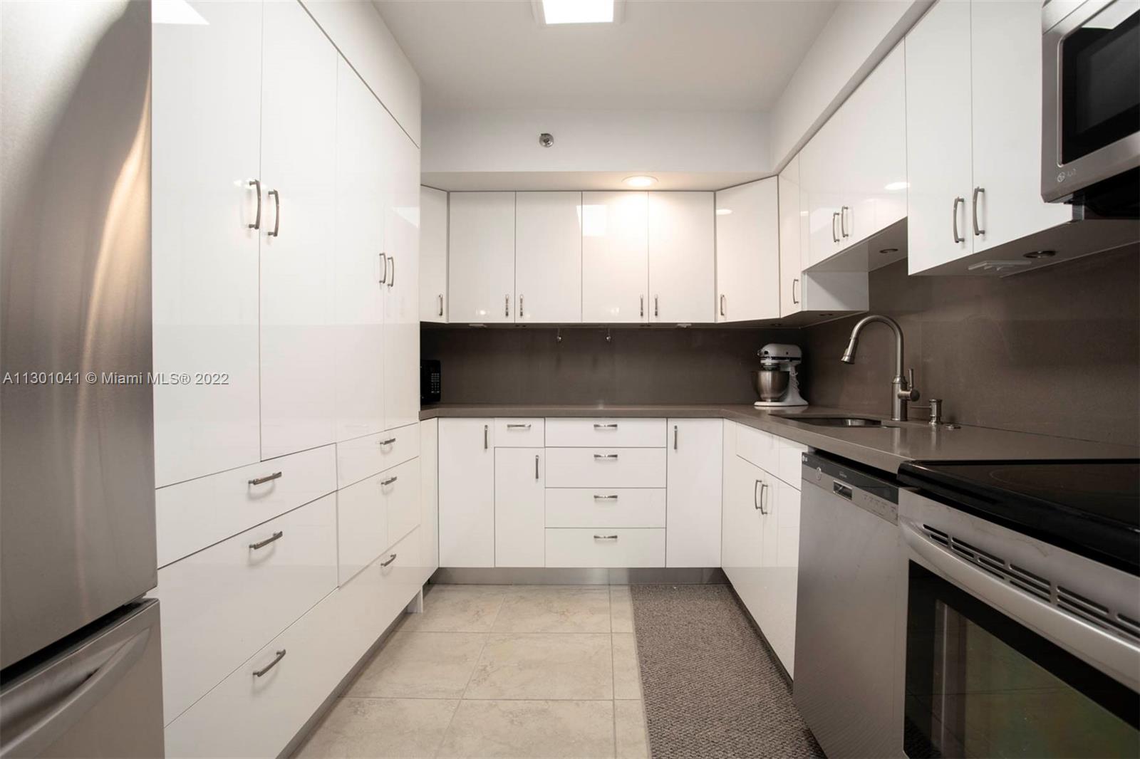 Photo of 3600 Mystic Pointe Dr #414, Aventura, Florida, 33180 -