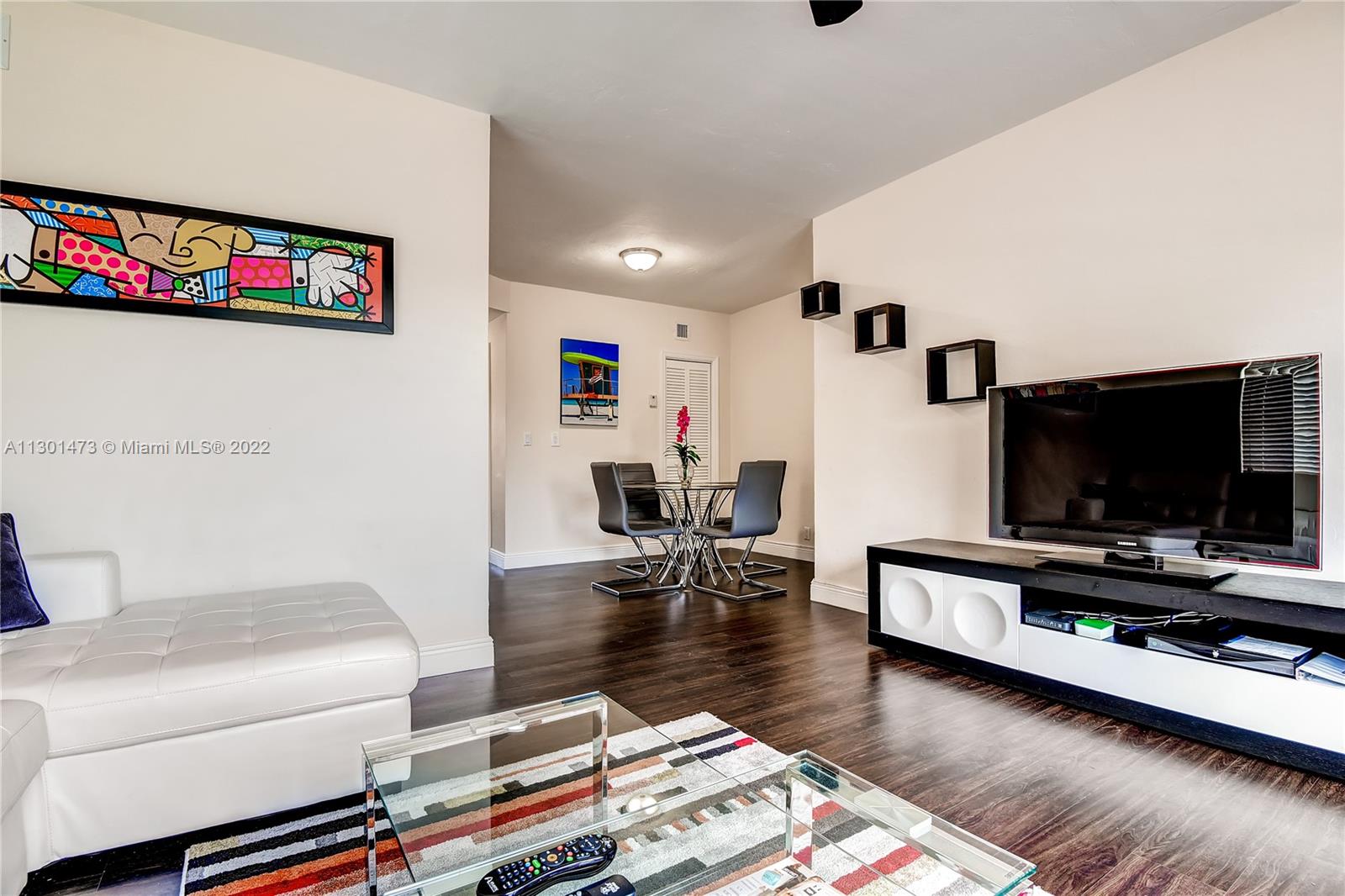 See details / 3721 sq. ft. $ 2022-11-10 0 Photo