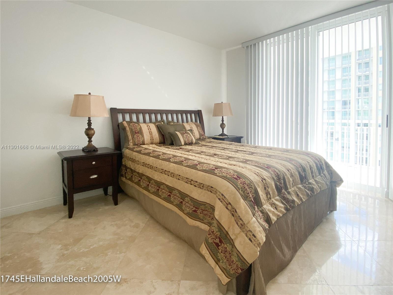 Фото 1745 Hallandale Beach Blvd #2005W, Hallandale Beach, Florida, 33009 -