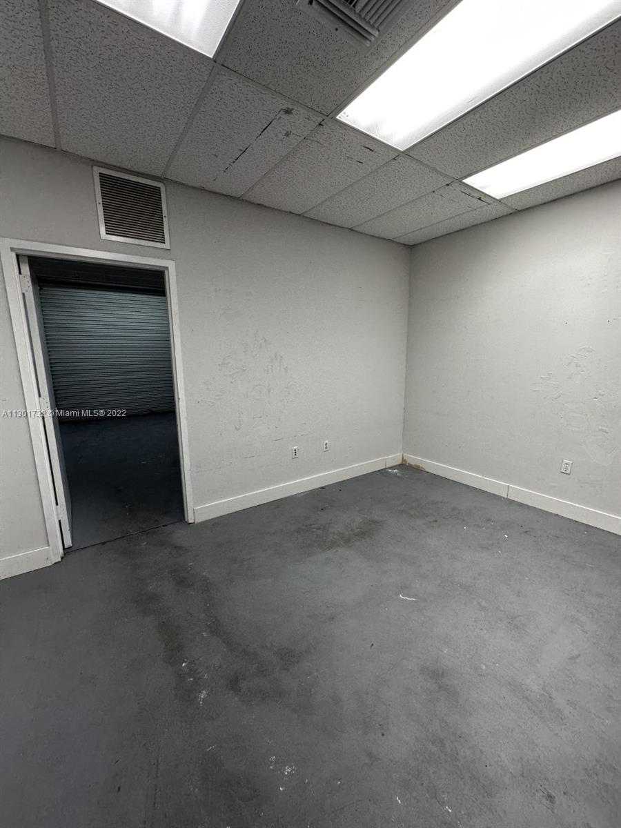 See details 106 / sq. ft. $ 2022-11-11 0 Photo