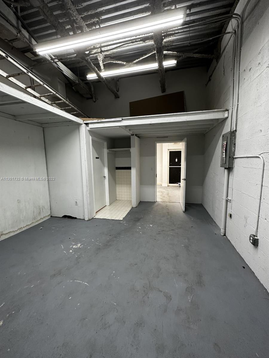See details 106 / sq. ft. $ 2022-11-11 0 Photo