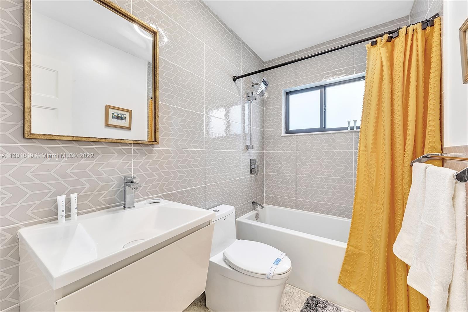 See details / 2222 sq. ft. $ 2022-11-23 0 Photo