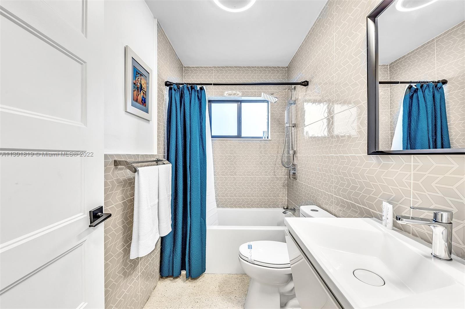 See details / 2222 sq. ft. $ 2022-11-23 0 Photo