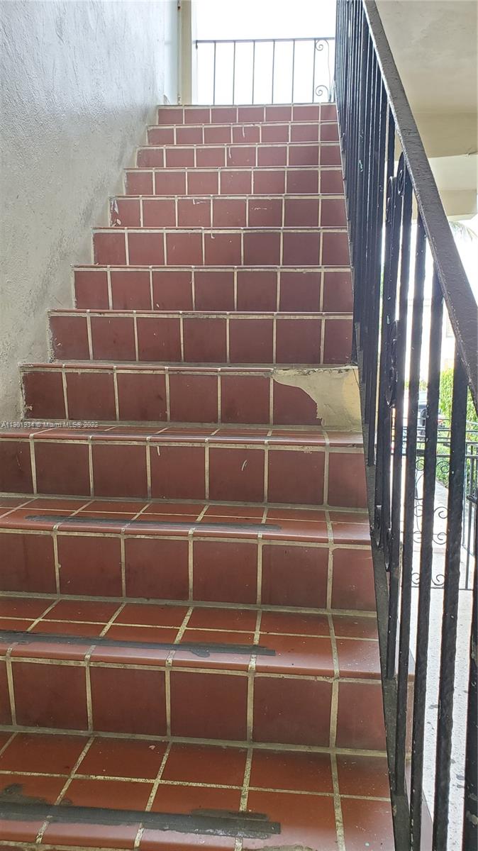 See details / 8746 sq. ft. $ 2022-11-11 0 Photo