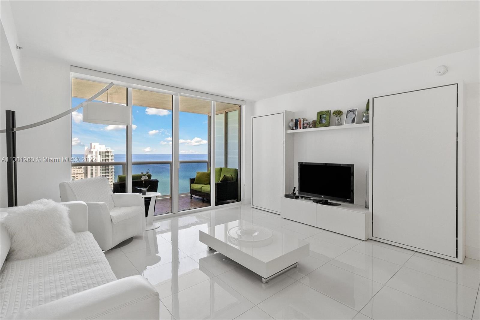 Ver detalles 2609 1 / 1 844 sq. ft. $ 2022-11-11 0 foto