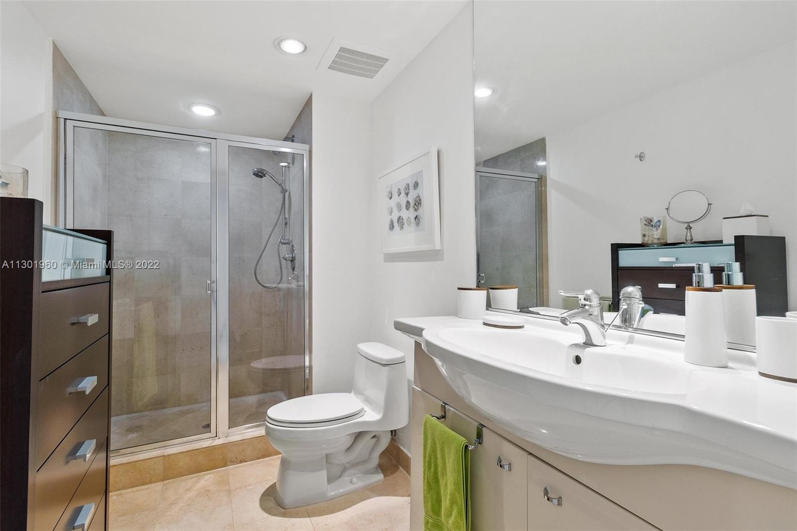 Ver detalles 2609 1 / 1 844 sq. ft. $ 2022-11-11 0 foto