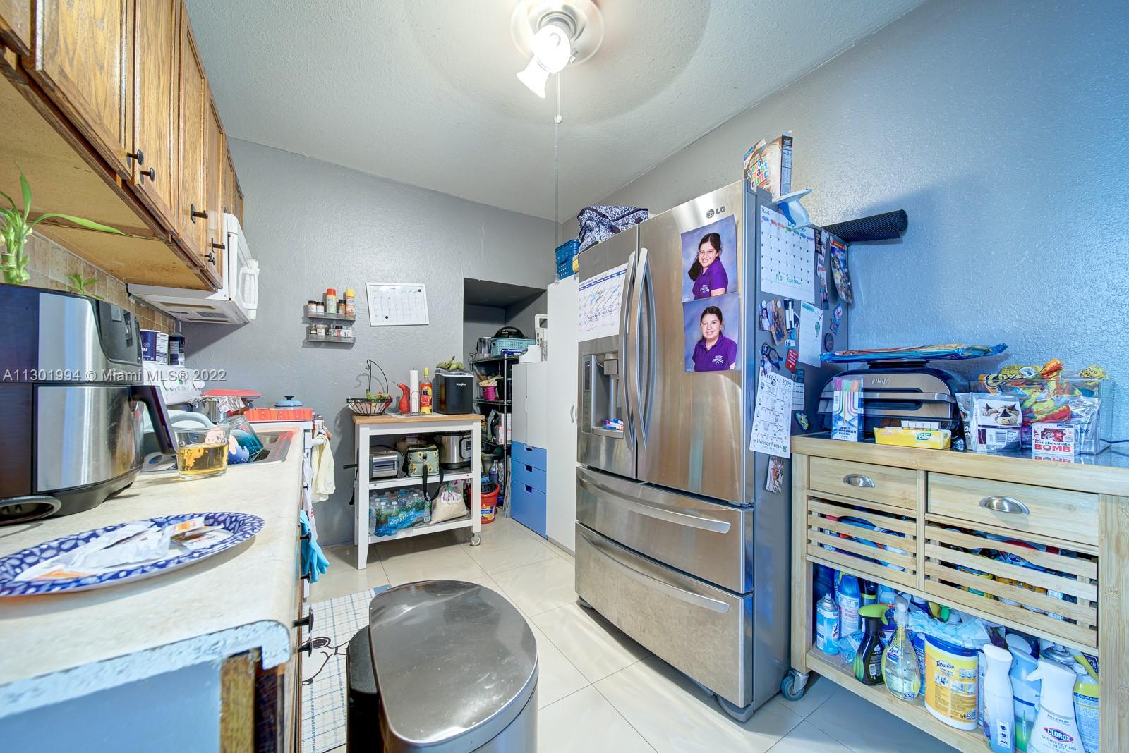 See details / sq. ft. $ 2022-11-11 0 Photo