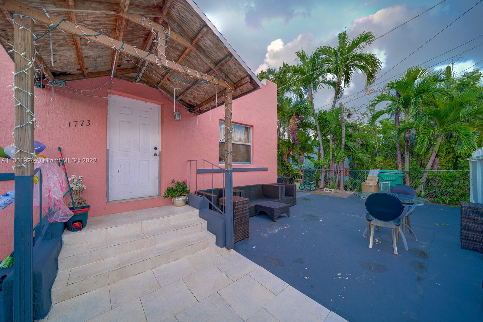 See details / sq. ft. $ 2022-11-11 0 Photo