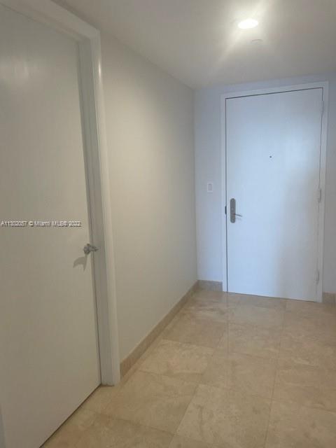 See details 3105 1 / 1 811 sq. ft. $ 2022-11-11 0 Photo