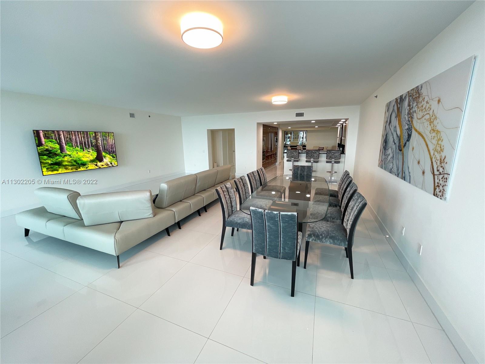 Photo of 2711 Ocean Dr #1104, Hollywood, Florida, 33019 -
