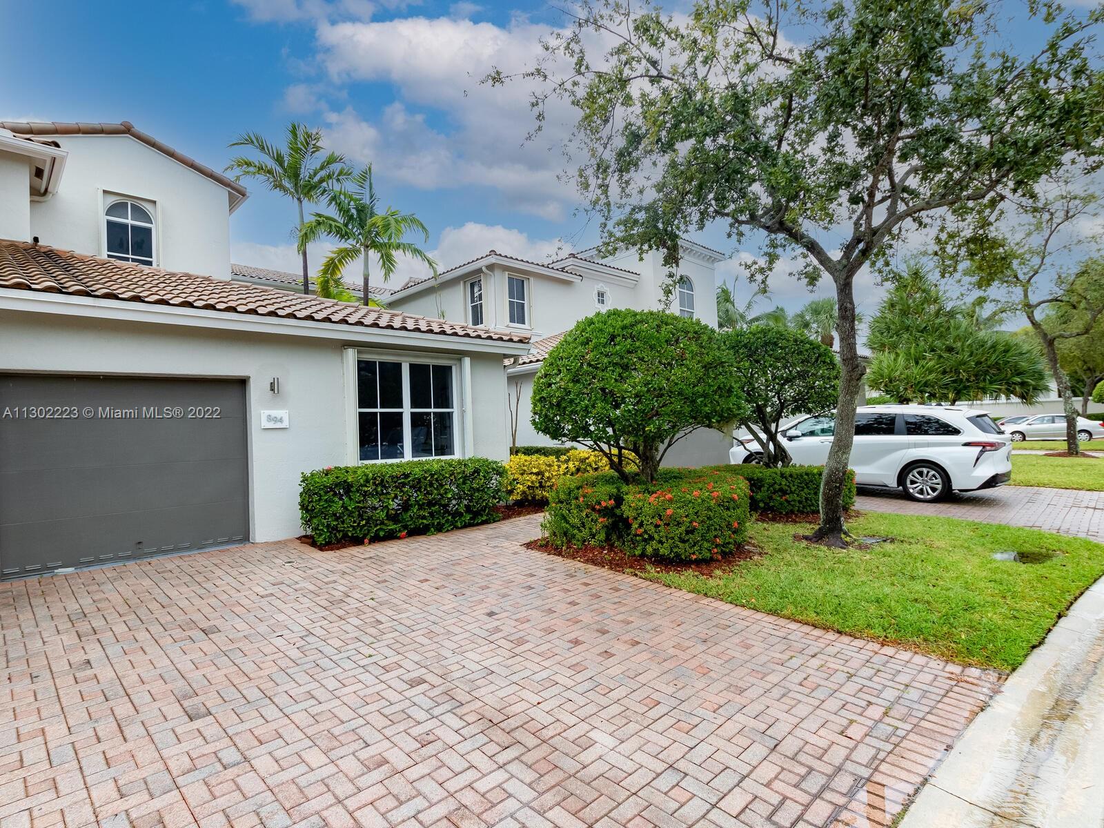 Photo of 894 Spinnaker Dr W (894), Hollywood, Florida, 33019 -