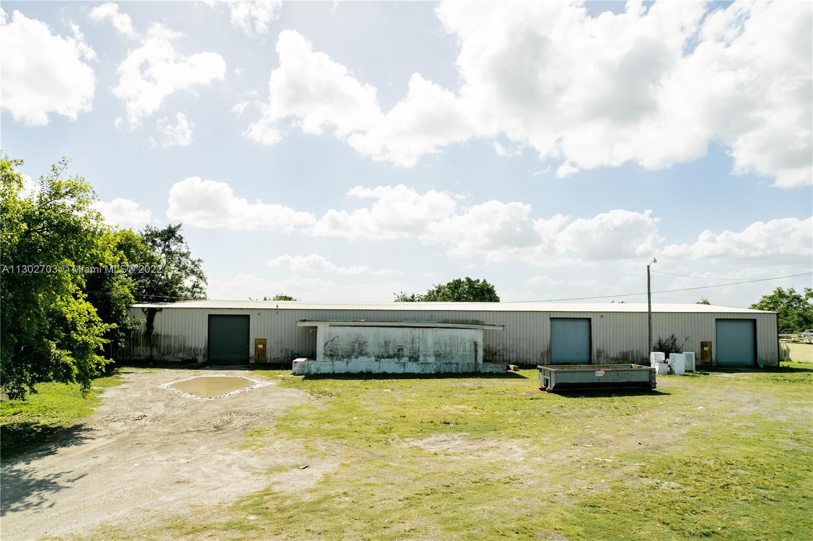 See details / sq. ft. $ 2022-11-14 0 Photo