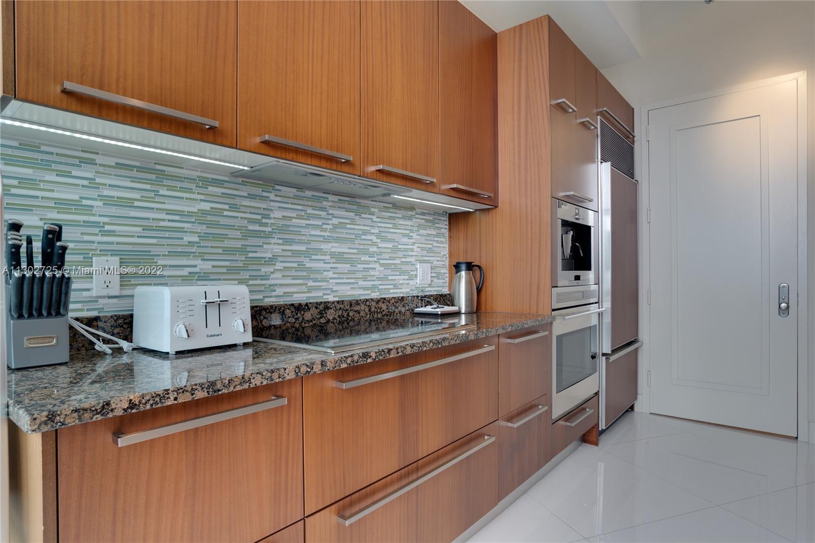 See details 3605 2 / 2 1463 sq. ft. $ 2022-11-14 0 Photo