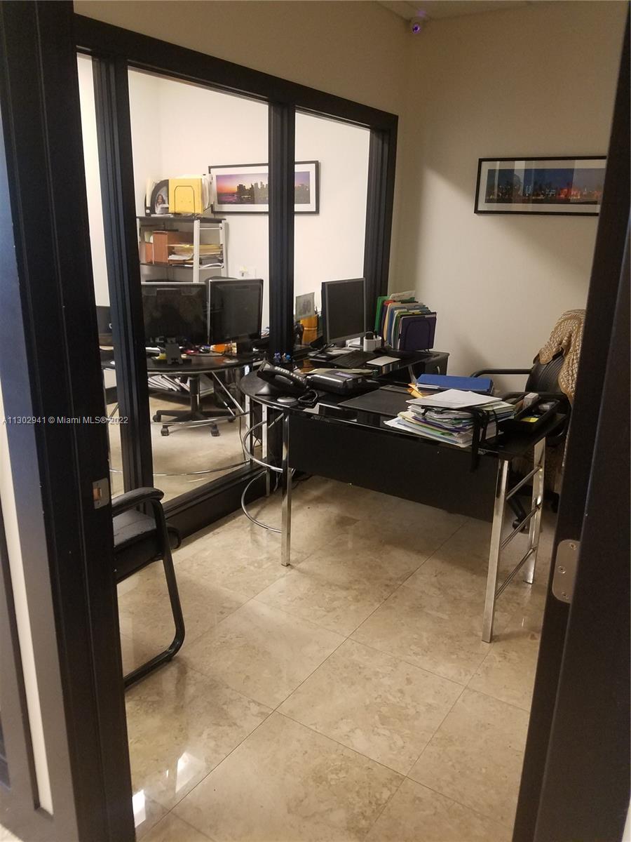 See details 106 / sq. ft. $ 2022-11-14 0 Photo