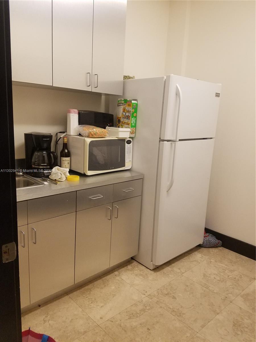See details 106 / sq. ft. $ 2022-11-14 0 Photo