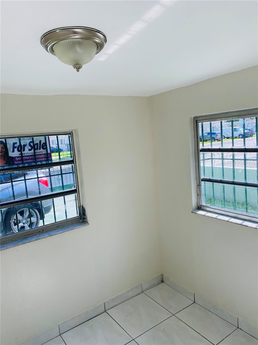 See details / 1340 sq. ft. $ 2022-11-15 0 Photo