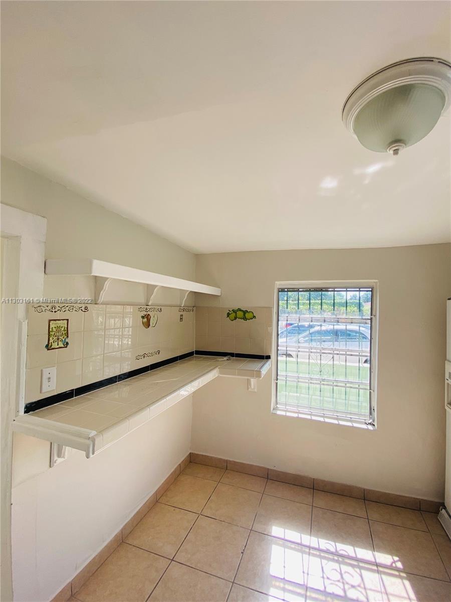 See details / 1340 sq. ft. $ 2022-11-15 0 Photo
