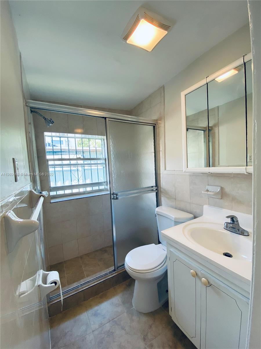 See details / 1340 sq. ft. $ 2022-11-15 0 Photo