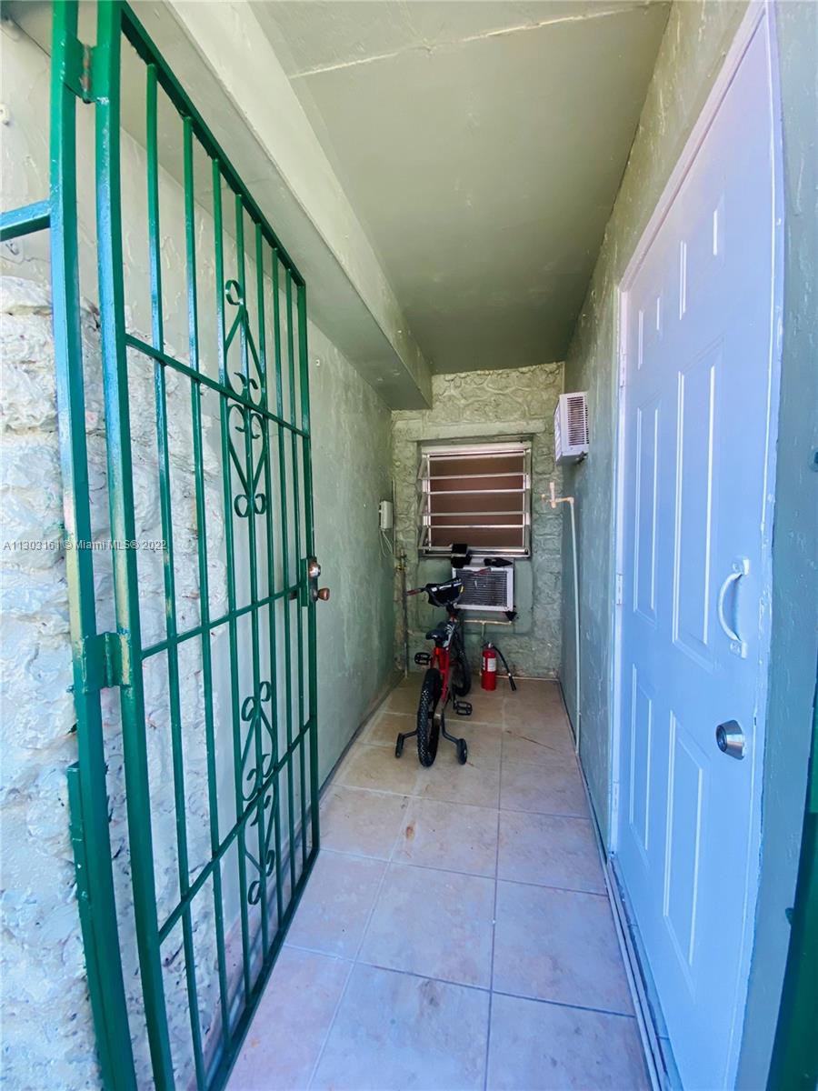 See details / 1340 sq. ft. $ 2022-11-15 0 Photo