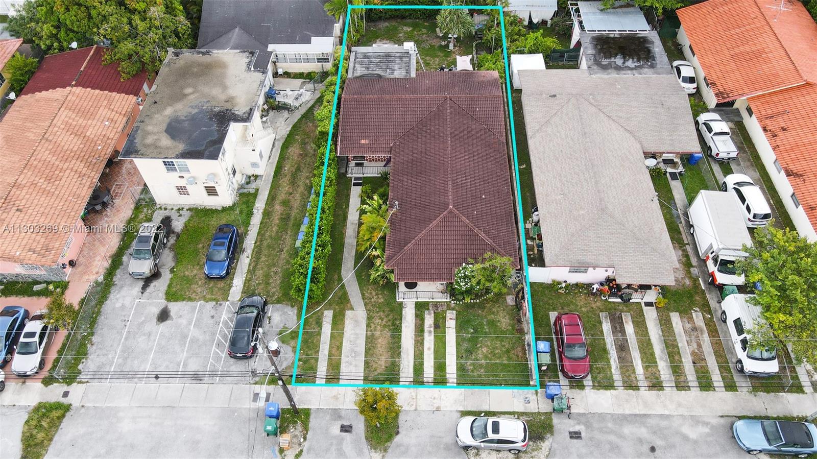 See details / 2304 sq. ft. $ 2022-11-15 0 Photo