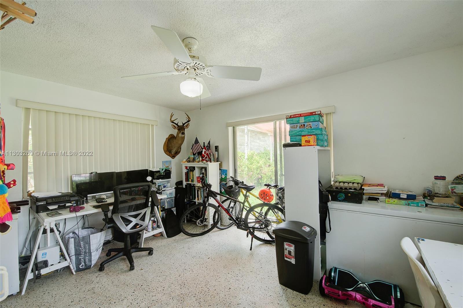See details / 2304 sq. ft. $ 2022-11-15 0 Photo