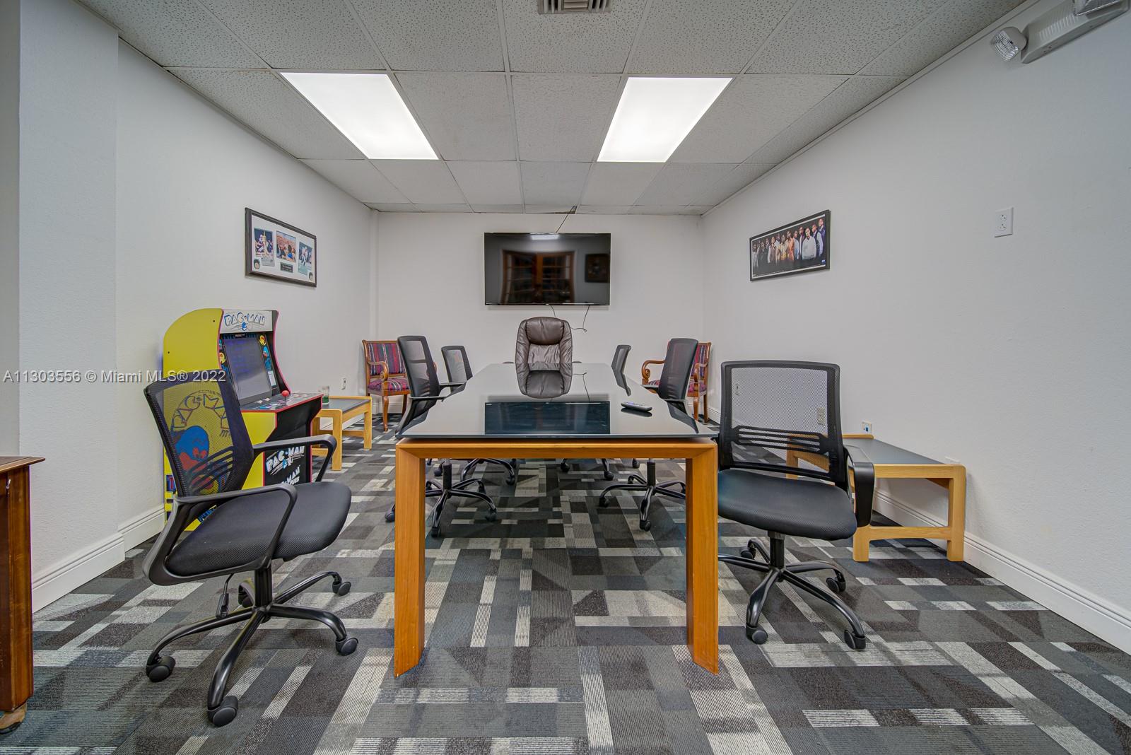 See details / sq. ft. $ 2023-01-02 0 Photo