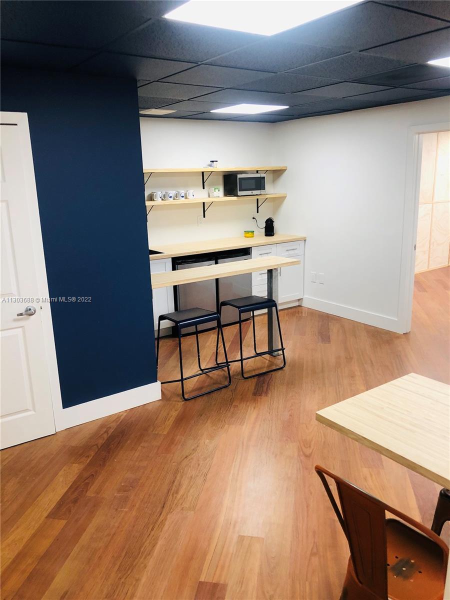 See details / sq. ft. $ 2022-11-15 0 Photo