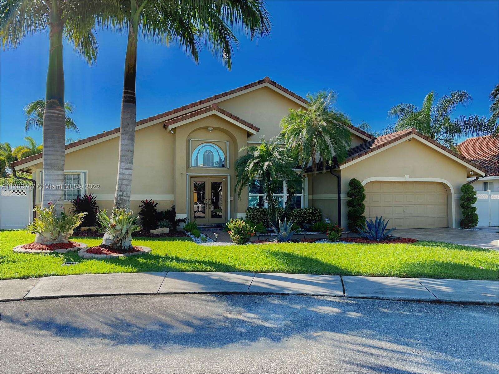 Ver detalles 6972 3 / 2 1606 sq. ft. $ 2022-11-16 0 foto