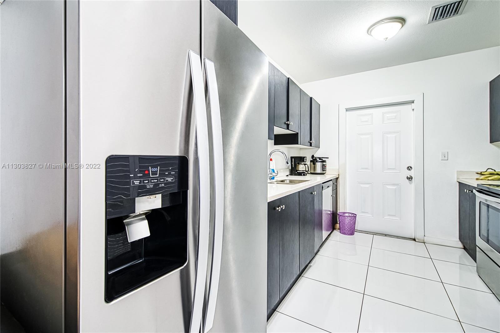 See details / 2226 sq. ft. $ 2022-11-16 0 Photo