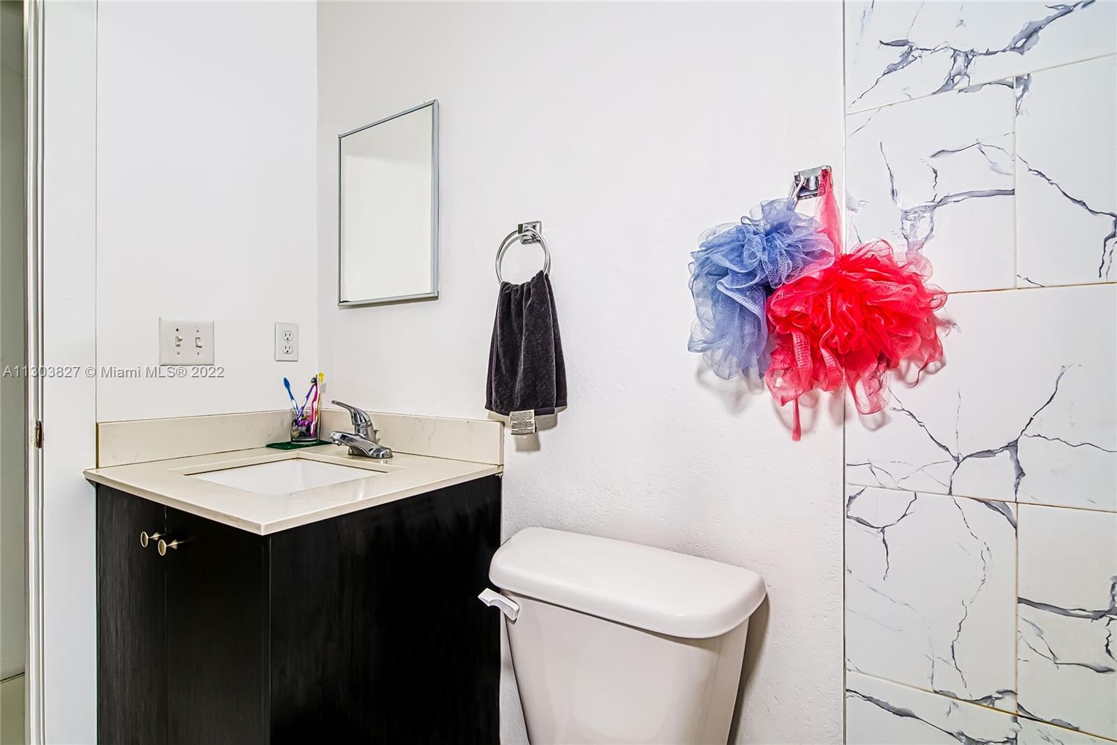 See details / 2226 sq. ft. $ 2022-11-16 0 Photo