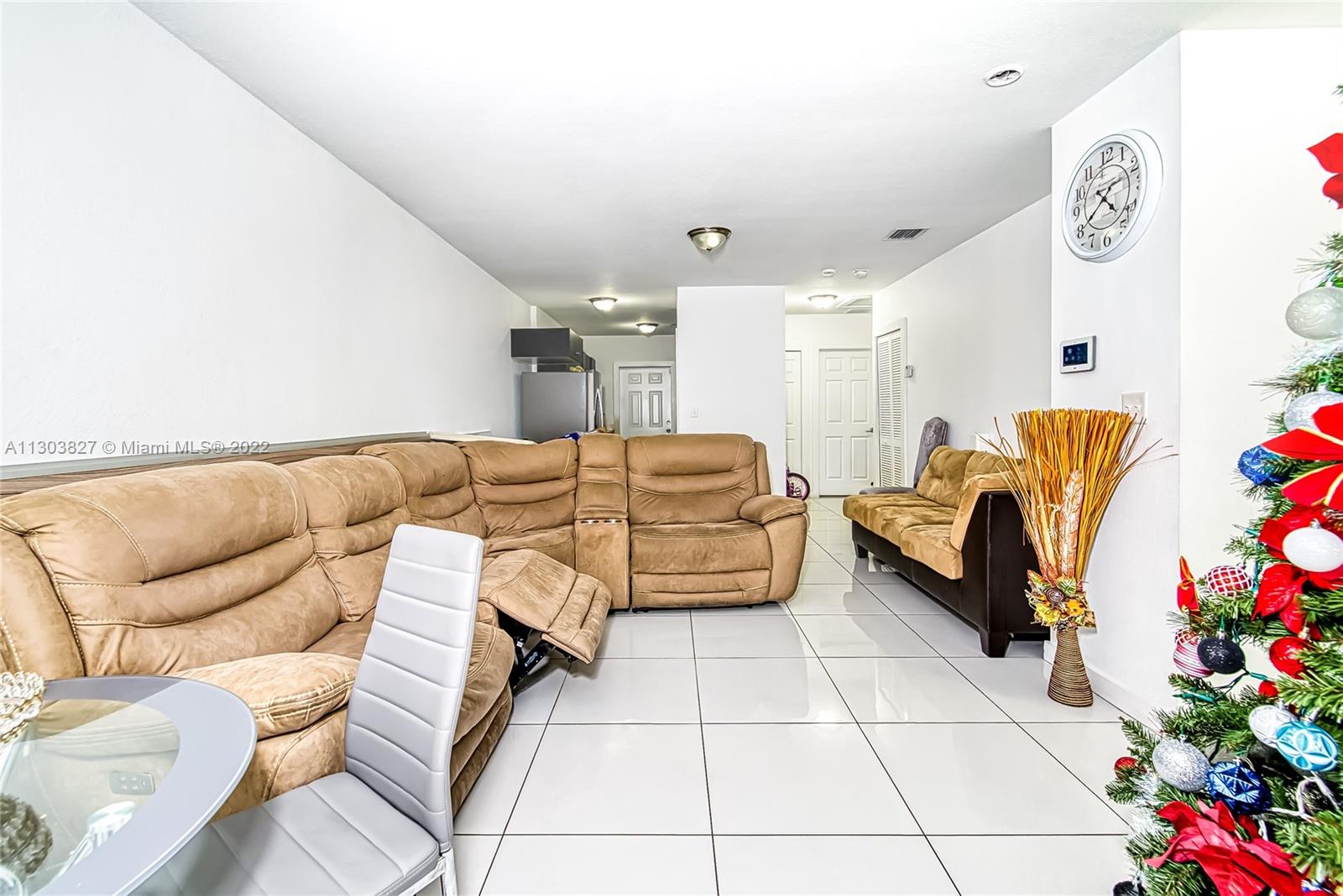 See details / 2226 sq. ft. $ 2022-11-16 0 Photo