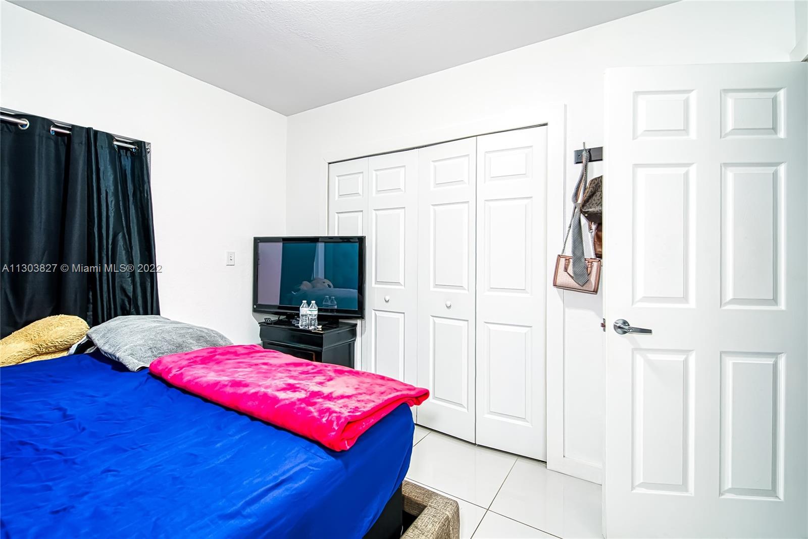 See details / 2226 sq. ft. $ 2022-11-16 0 Photo