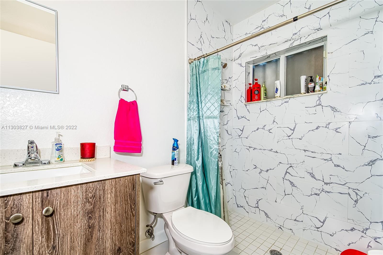 See details / 2226 sq. ft. $ 2022-11-16 0 Photo