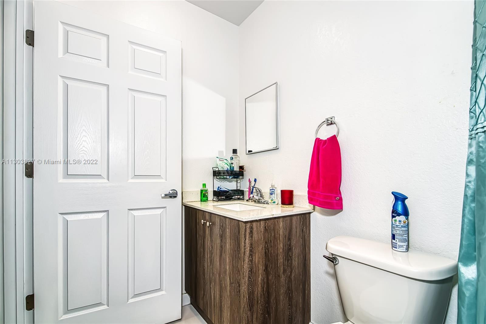 See details / 2226 sq. ft. $ 2022-11-16 0 Photo
