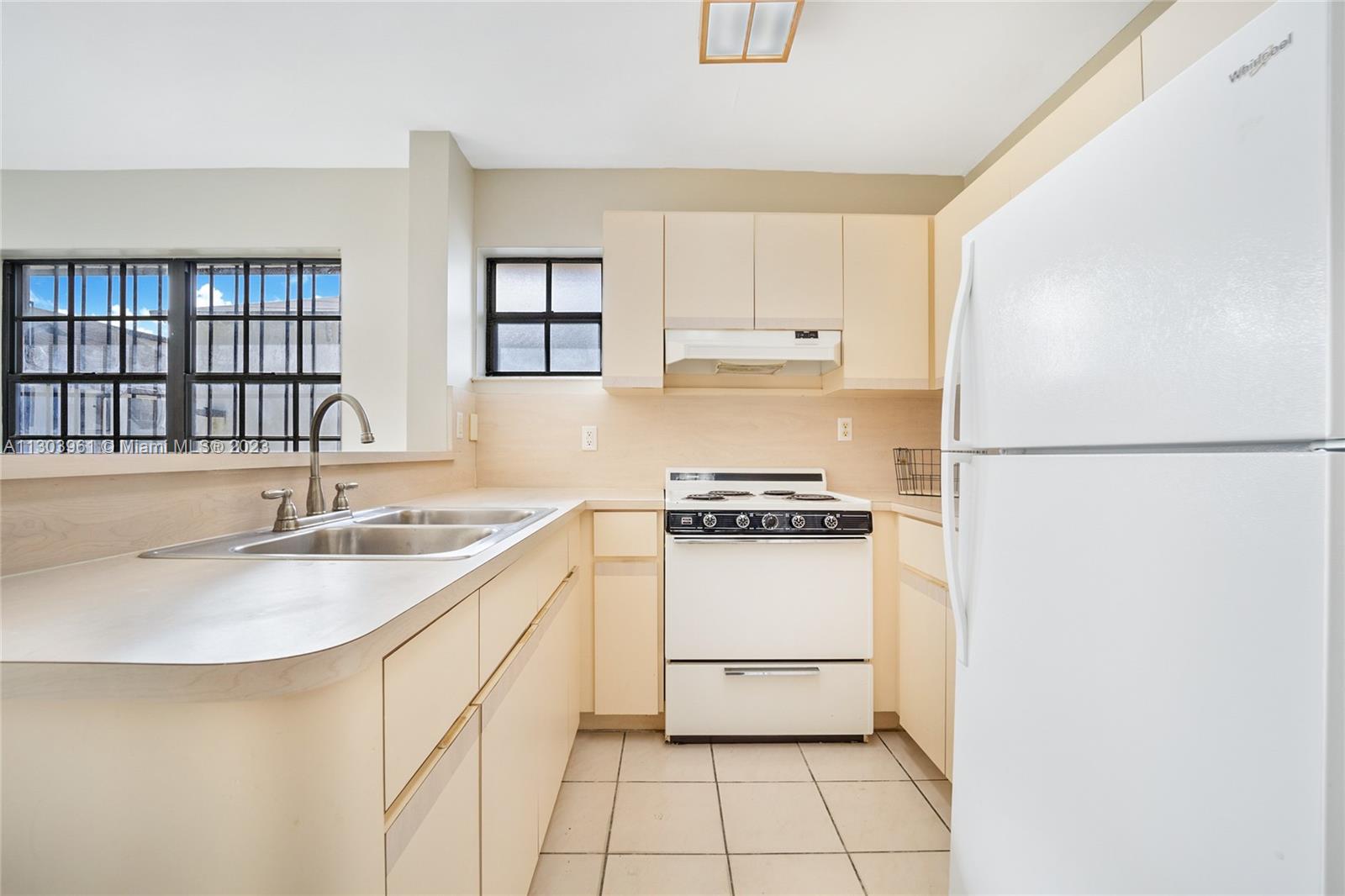 See details / 1534 sq. ft. $ 2023-01-13 0 Photo