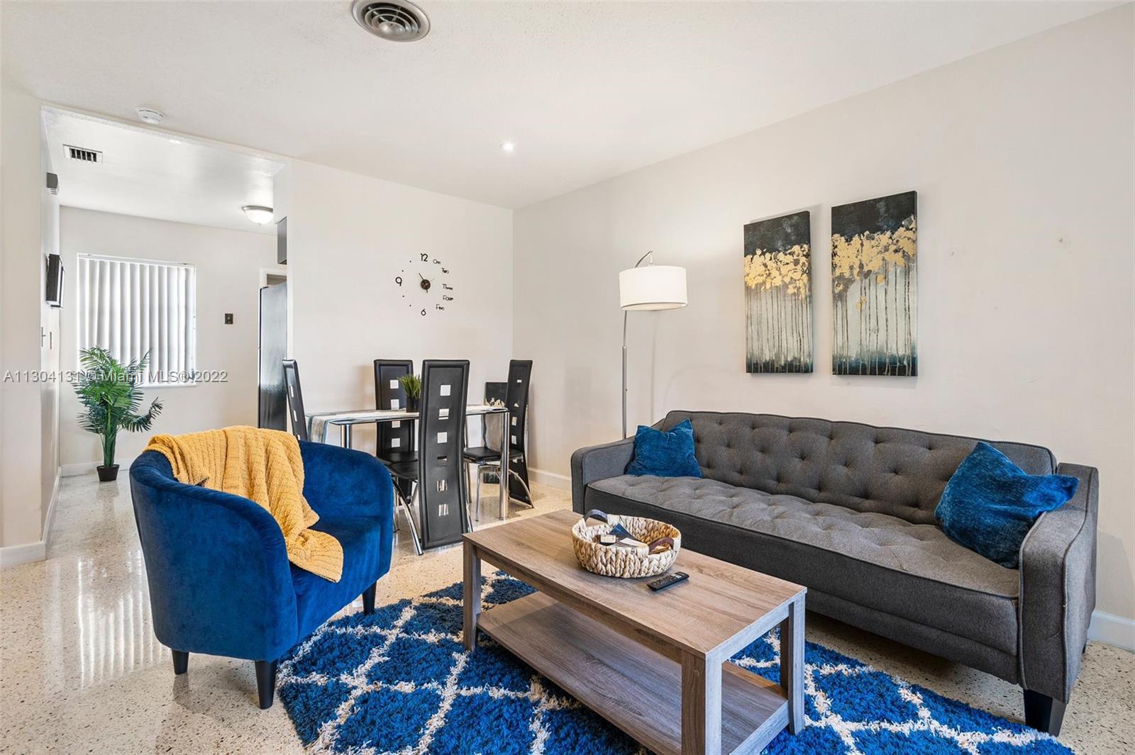 See details / 1681 sq. ft. $ 2022-11-16 0 Photo
